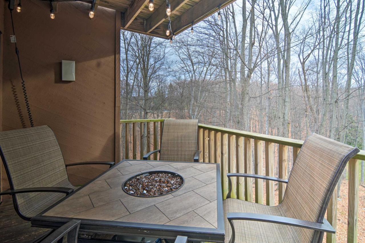 Cozy Bellaire Condo With Balcony - 3 Mi To Skiing! Екстер'єр фото